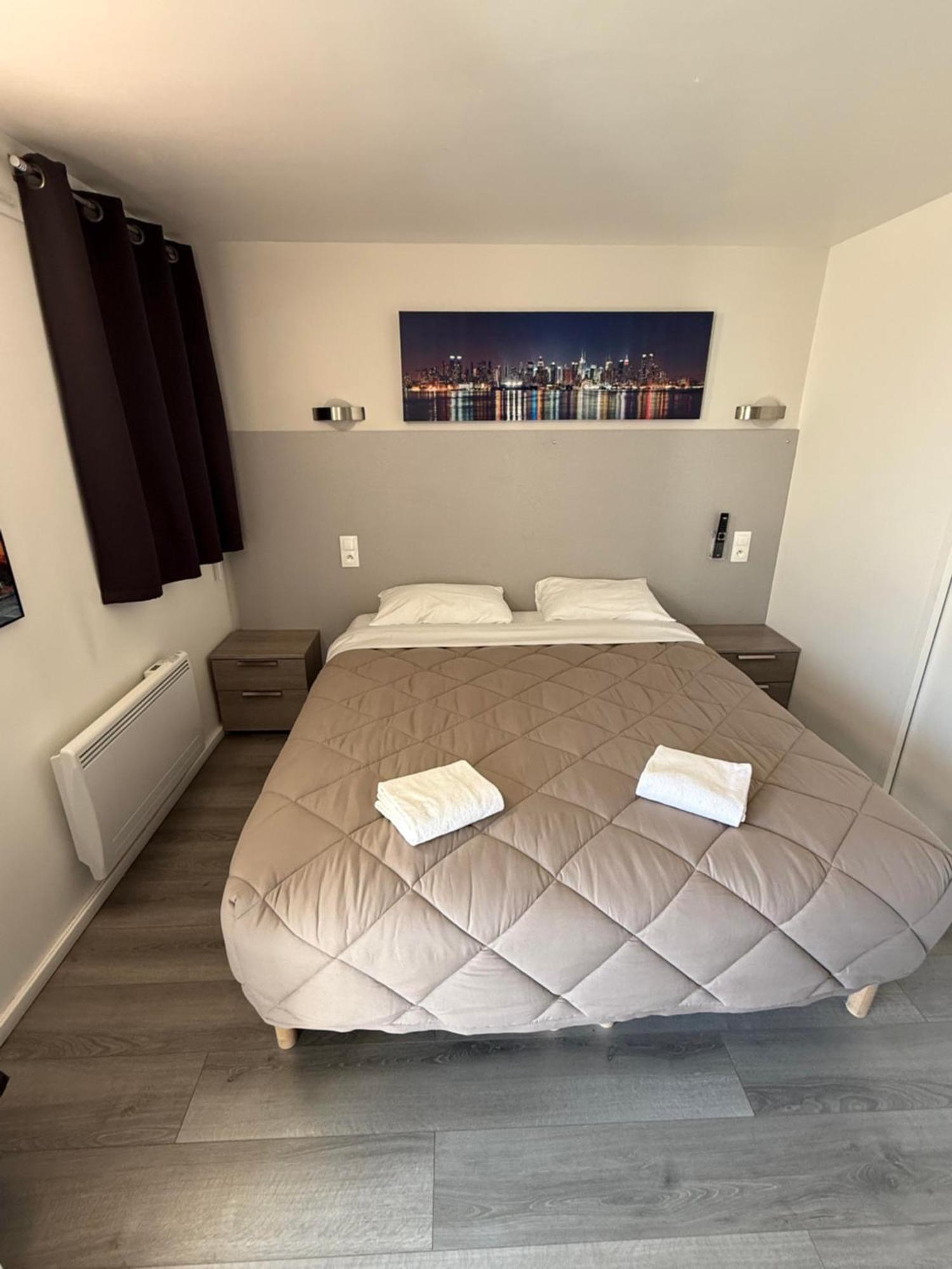Fasthotel Roissy - Saint-Witz Esterno foto