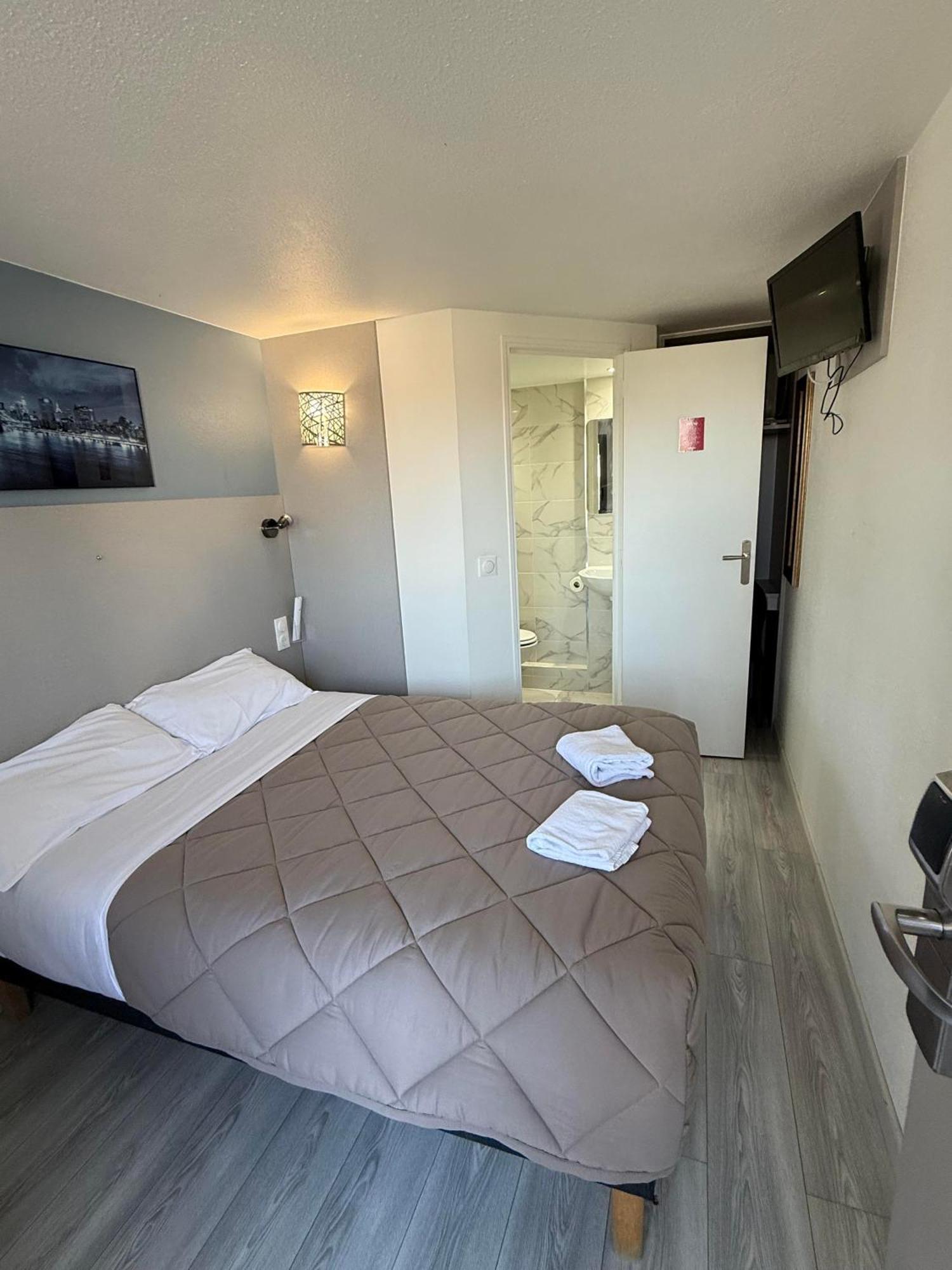 Fasthotel Roissy - Saint-Witz Esterno foto