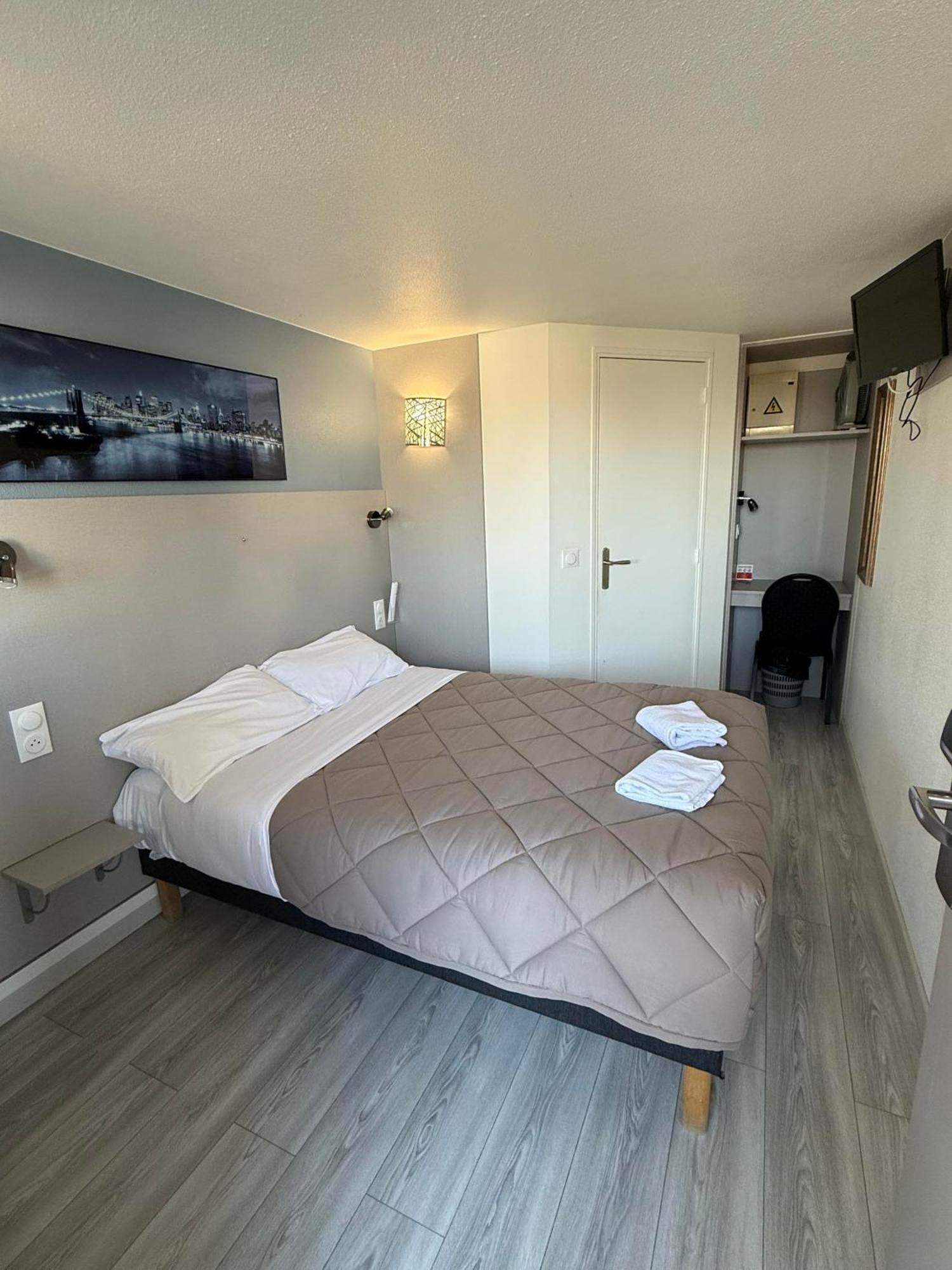 Fasthotel Roissy - Saint-Witz Esterno foto
