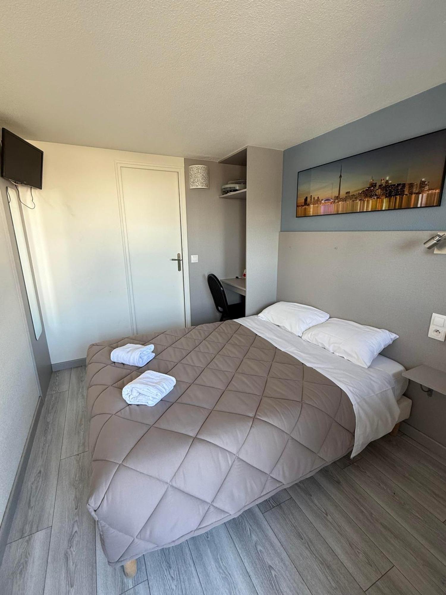 Fasthotel Roissy - Saint-Witz Esterno foto