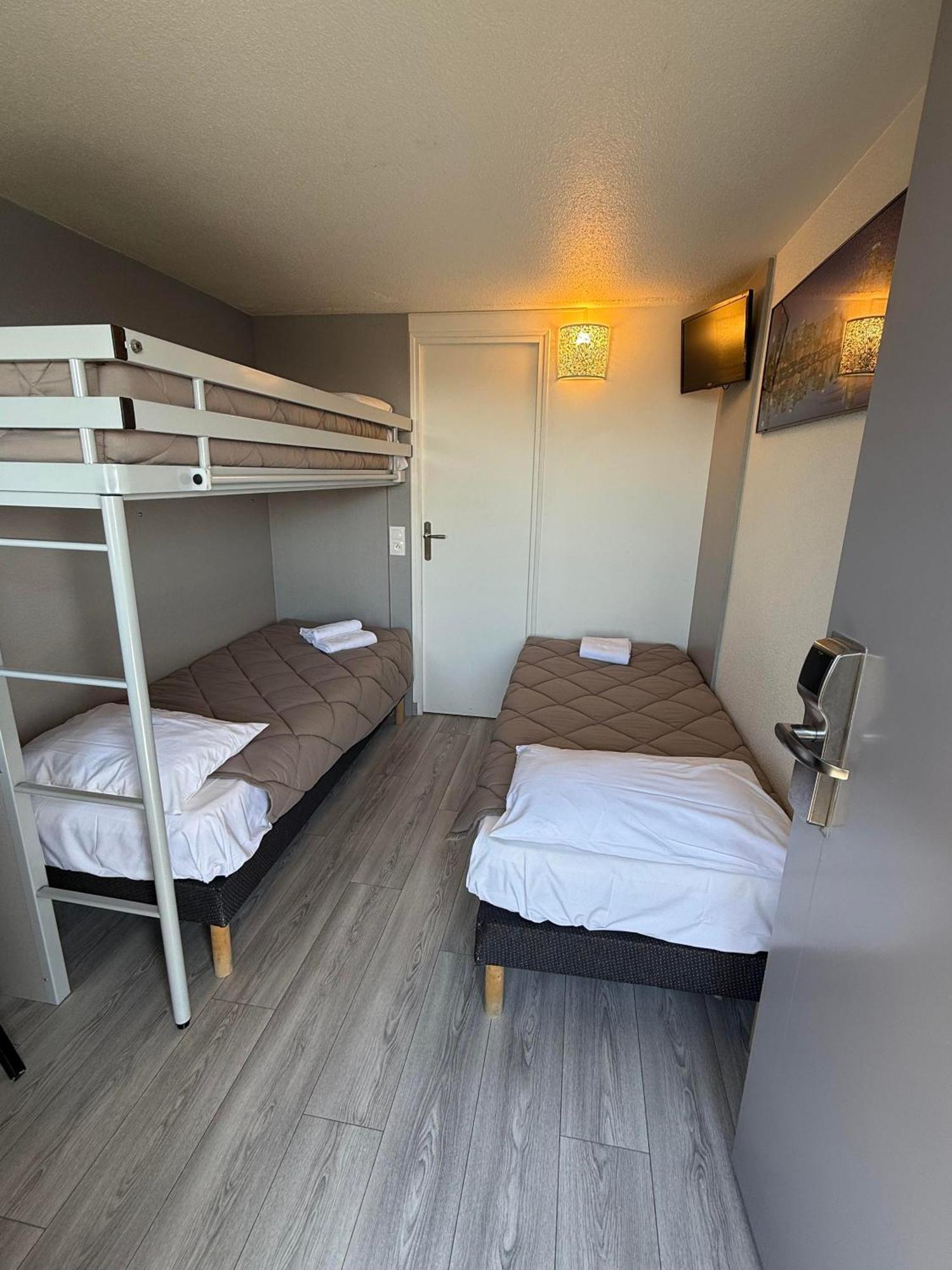 Fasthotel Roissy - Saint-Witz Esterno foto