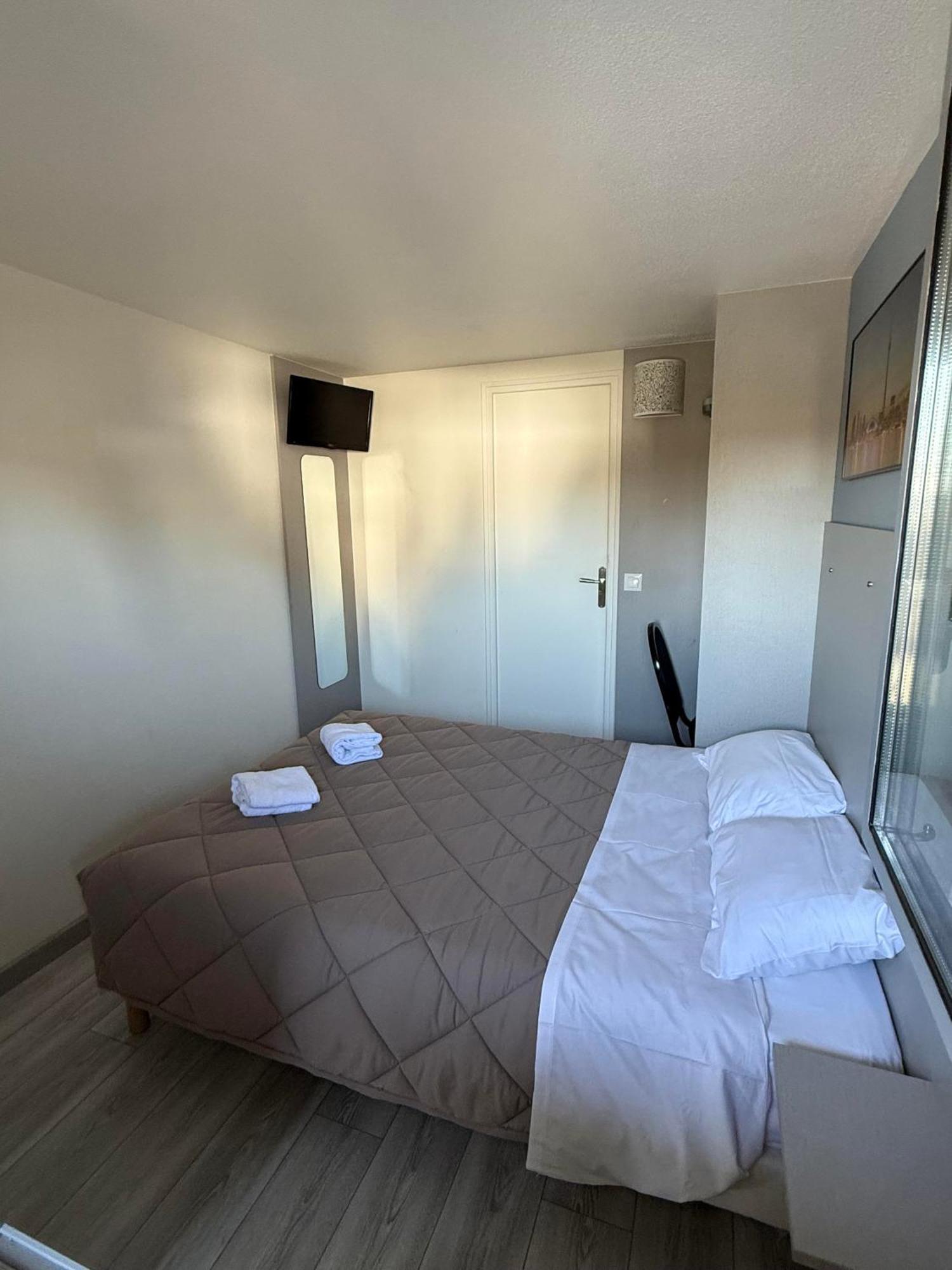 Fasthotel Roissy - Saint-Witz Esterno foto