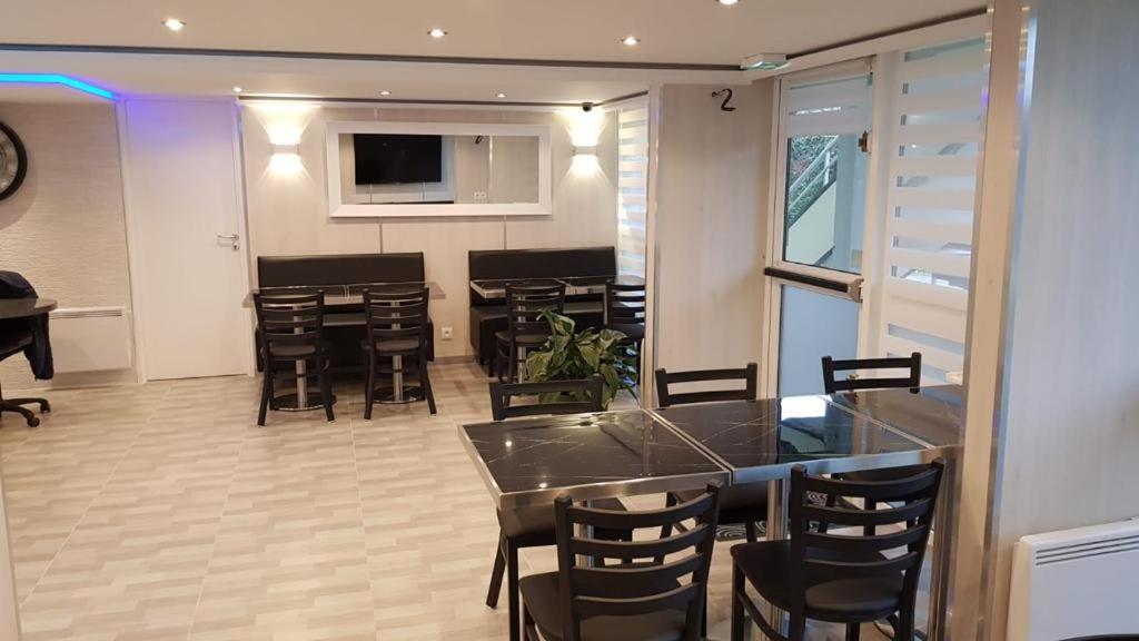 Fasthotel Roissy - Saint-Witz Esterno foto